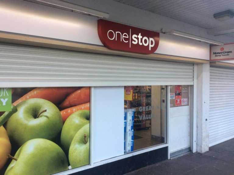 Hammer robbery at Southampton shops lead to police chase and five arrests