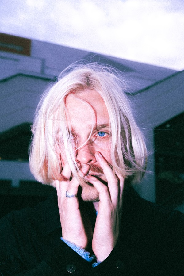Dolphin Love Shares Melancholic and Euphoric Single ‘Will You Ever Let Me Know’