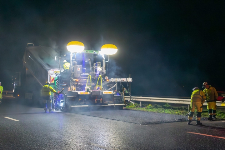 Electric-paving-machine-1-scaled.jpg