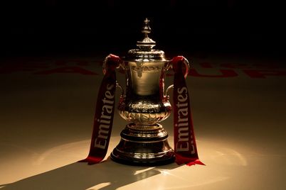 fa-cup-trophy-under-a-spotlight-800.jpg